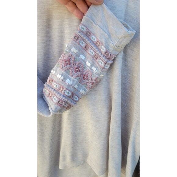 Style & Co Embellished Long Sleeve Lightweight Beige Top Size L - Picture 3 of 5